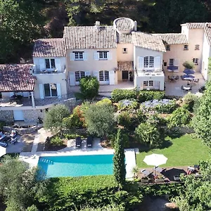 2* Bed & Breakfast Les Hauts De La Riviera